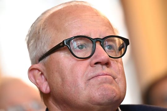 Vertraut im Falle von Geisterspielen auf ein verantwortungsvolles Verhalten der Fans: Fritz Keller, Präsident des Deutschen Fußball-Bundes.