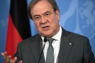 NRW-Ministerpräsident Armin Laschet (CDU) gilt als Lockerer im Streit um die richtigen Maßnahmen in der Coronakrise.