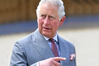 Prinz Charles: Der Prinz von Wales nimmt von seinem einstigen Lehrer Abschied.