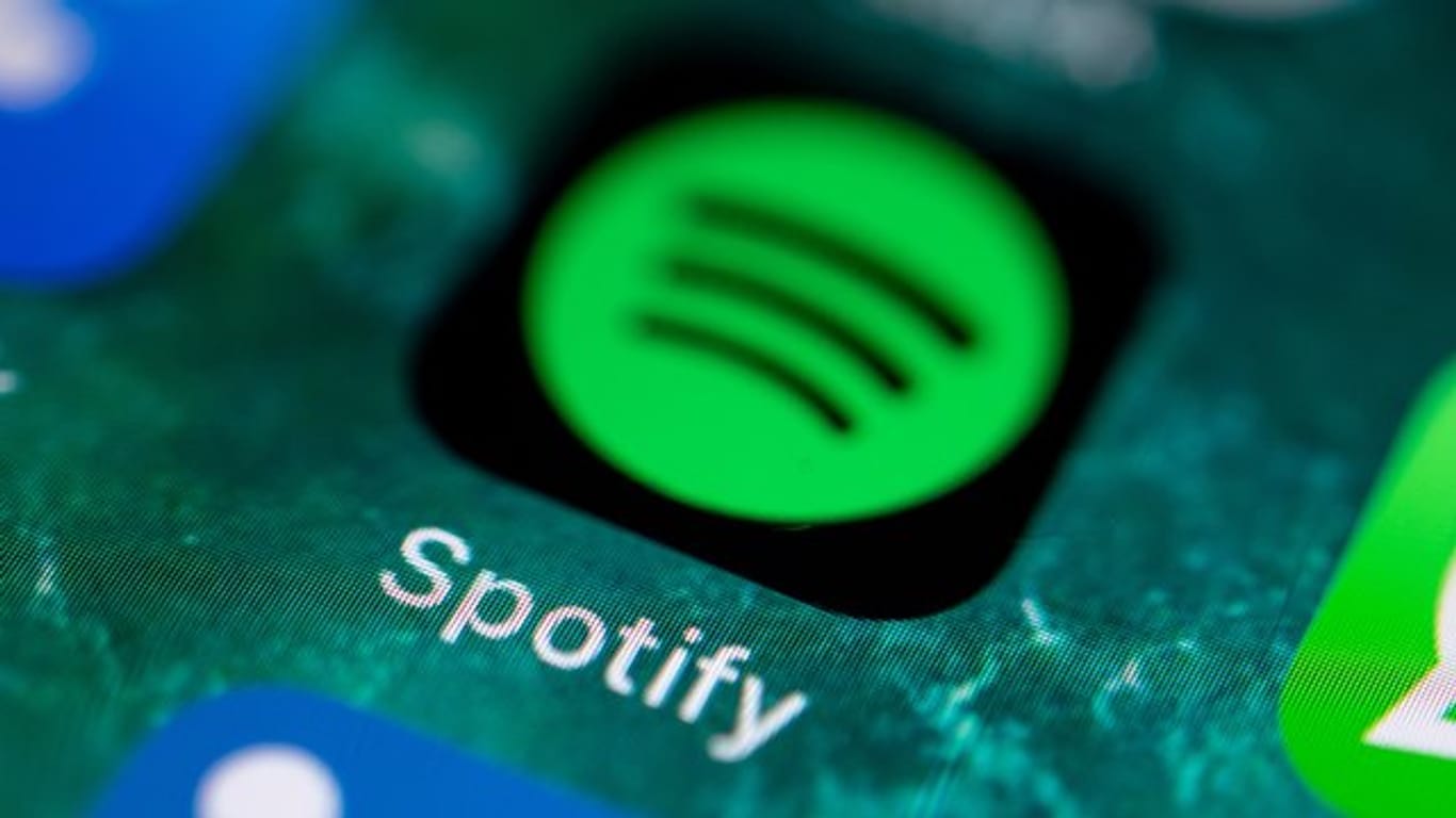 Der Musikstreaming-Marktführer Spotify kann sich in der Corona-Krise bisher auf sein Abo-Geschäft verlassen.