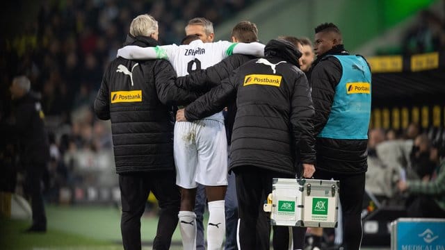 Borussia Mönchengladbach kann weiter nicht mit Denis Zakaria (M. Borussia Mönchengladbach kann weiter nicht mit Denis Zakaria (M.