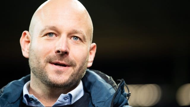 Alexander Rosen sieht in der derzeitigen Coronavirus-Pandemie auch eine Chance für den Profifußball. Alexander Rosen sieht in der derzeitigen Coronavirus-Pandemie auch eine Chance für den Profifußball.