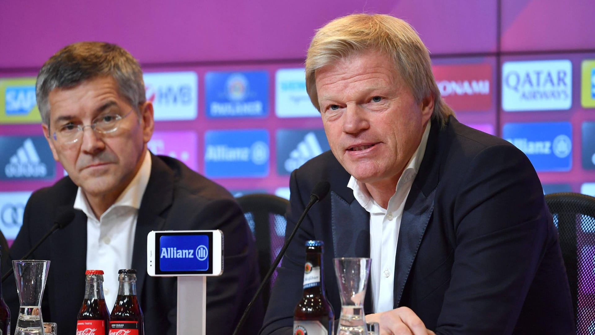 Oliver Kahn: Ist in den Augen von Bayern-Präsident Hainer (l.) der Richtige für die "Task Force Zukunft" der DFL.