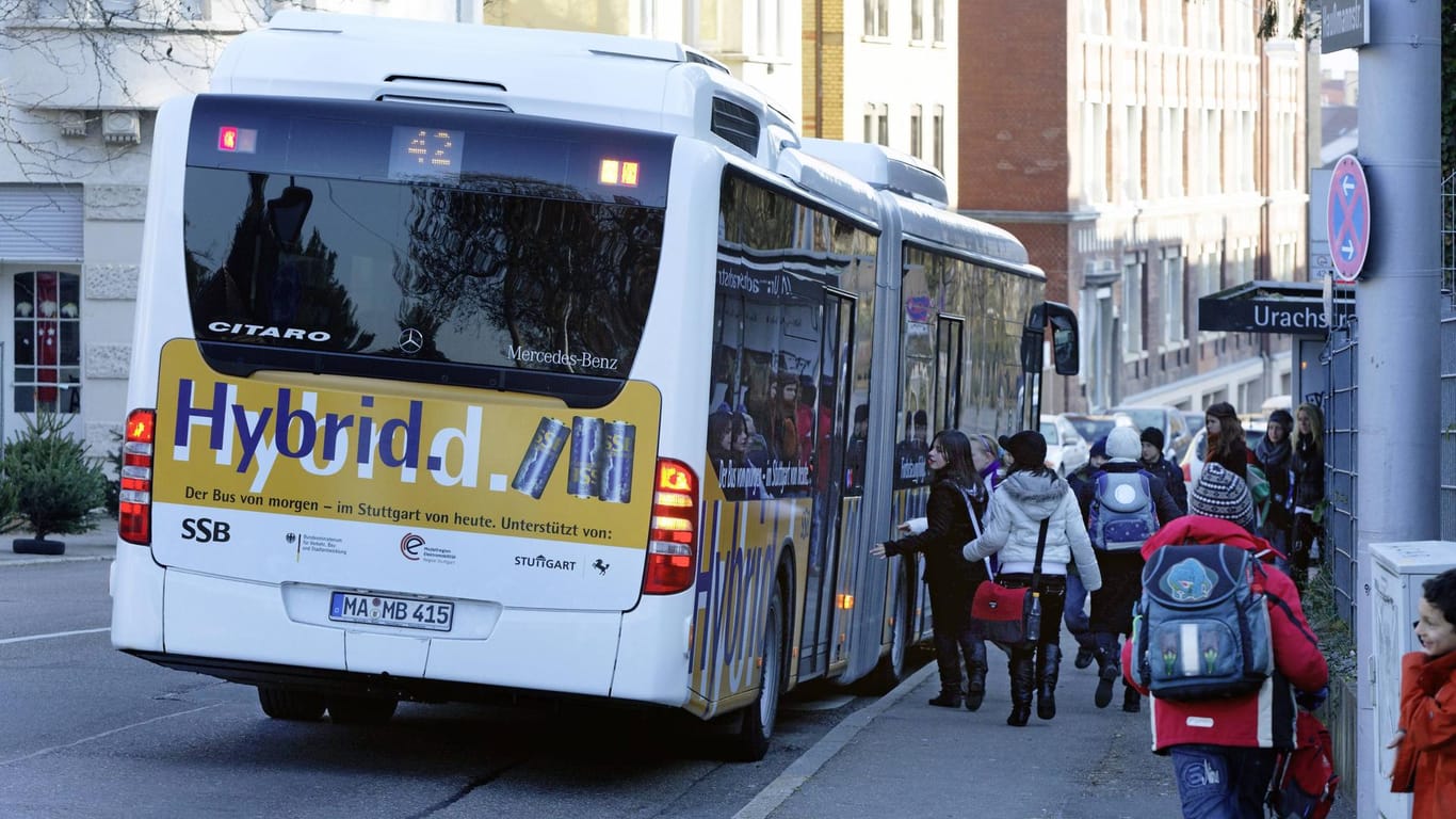 Ein Stuttgarter Stadtbus der Linie 42: Eine Frau wurde in einem Bus der Linie sexuell belästigt.