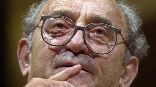 Der Anti-Apartheid-Kämpfer Denis Goldberg ist gestorben.