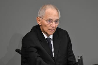Wolfgang Schäuble: Der Bundestagspräsident warnte davor, die Möglichkeiten des Staats in der Corona-Krise zu überschätzen (Archivbild).