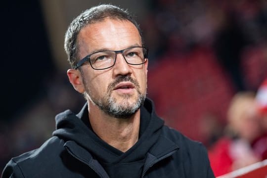 Kann derzeit keine großen Personalplanungen anstellen: Eintracht-Sportvorstand Fredi Bobic.