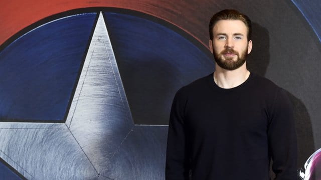 Schauspieler Chris Evans hat seinen Instagram-Account mit einem besonderen Angebot gestartet.