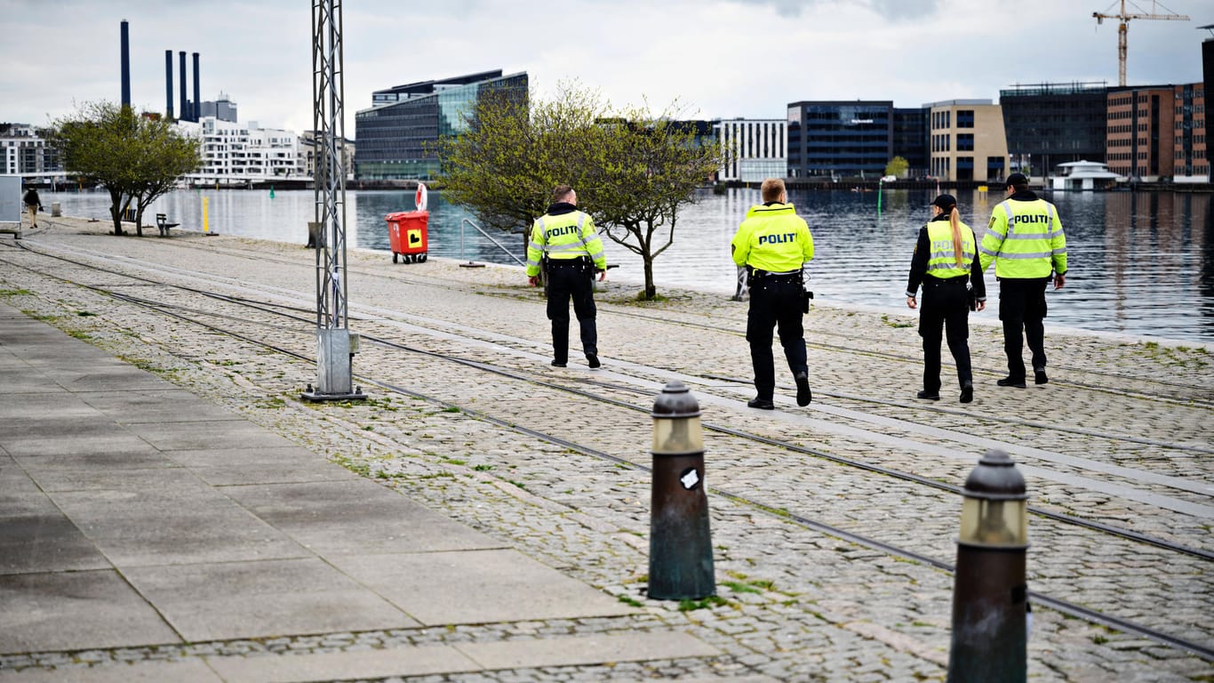 Die Kopenhagener Polizei lässt das Aufenthaltsverbot für eine beliebte Gegend im Stadtteil Islands Brygge auslaufen.