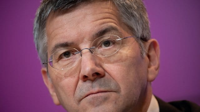 Herbert Hainer ist der Präsident des FC Bayern München.