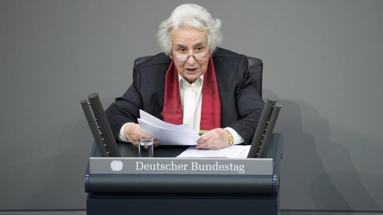 Anita Lasker-Wallfisch: 2018 sprach sie zum Gedenken an die Opfer des Nationalsozialismus im Deutschen Bundestag.