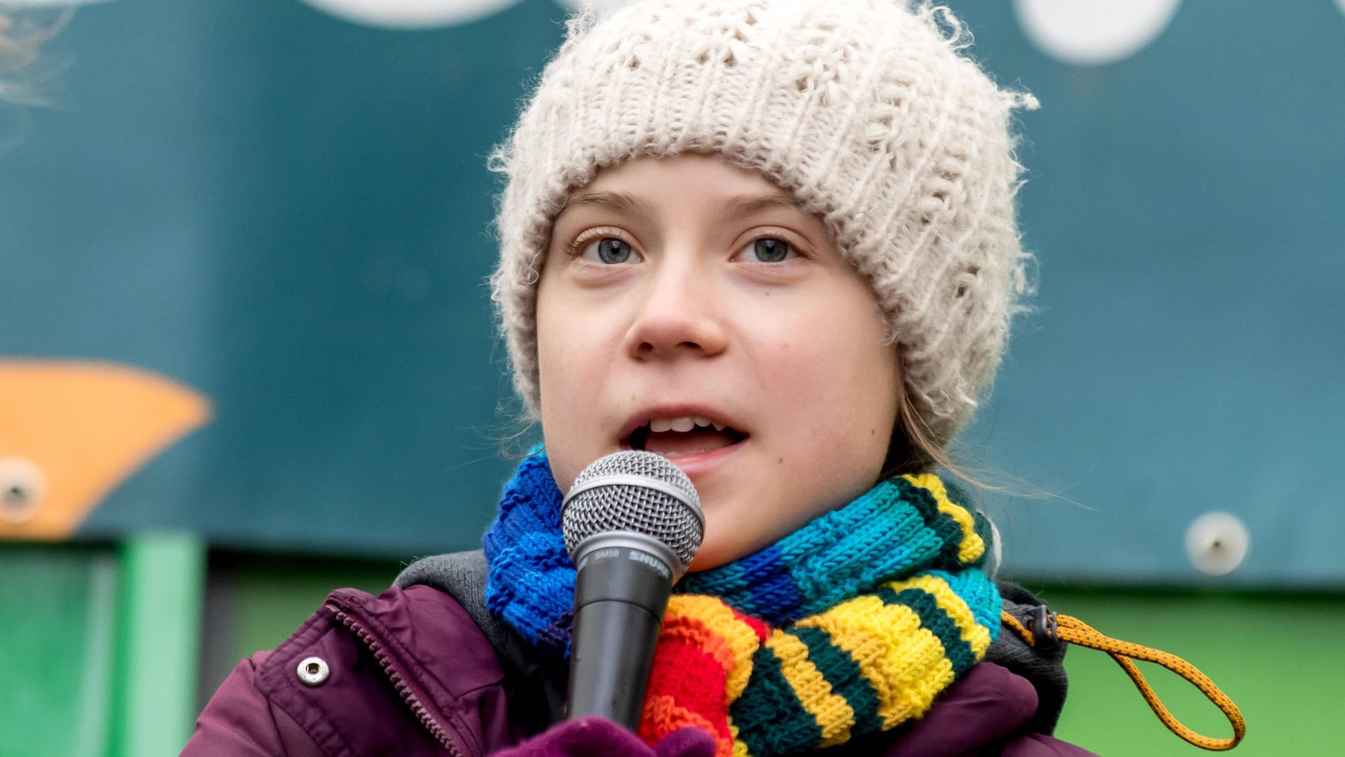 Greta Thunberg: Die schwedische Klimaaktivistin hat 100.000 Dollar an das UN-Kinderhilfswerk Unicef gestiftet, um Kinder gegen das Coronavirus zu schützen.