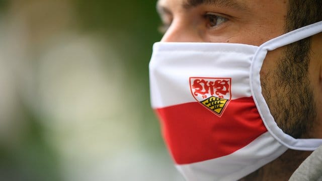 Auch beim VfB Stuttgart gab es offenbar einen positiven Corona-Test. Auch beim VfB Stuttgart gab es offenbar einen positiven Corona-Test.