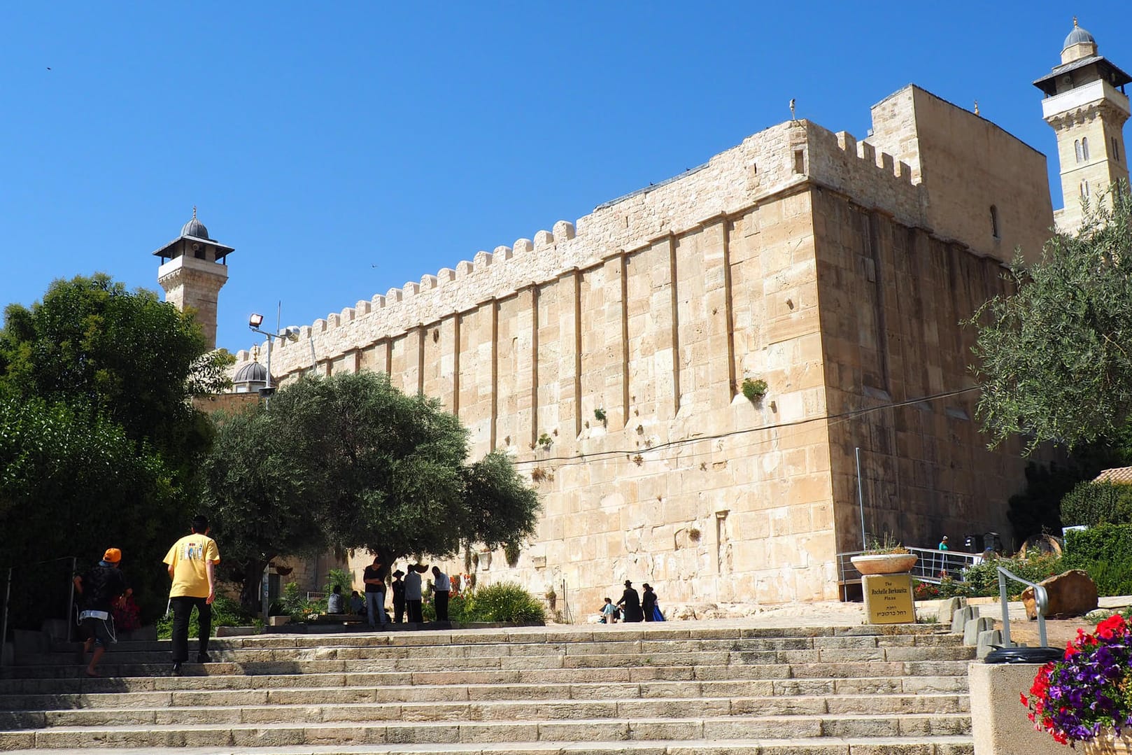 Palästinensische Autonomiegebiete, Hebron: Die Patriarchengräber im Westjordanland mit dem Zugang zur Synagoge.