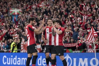 Das Team von Athletic Bilbao will das spanische Pokalfinale vor Publikum spielen.