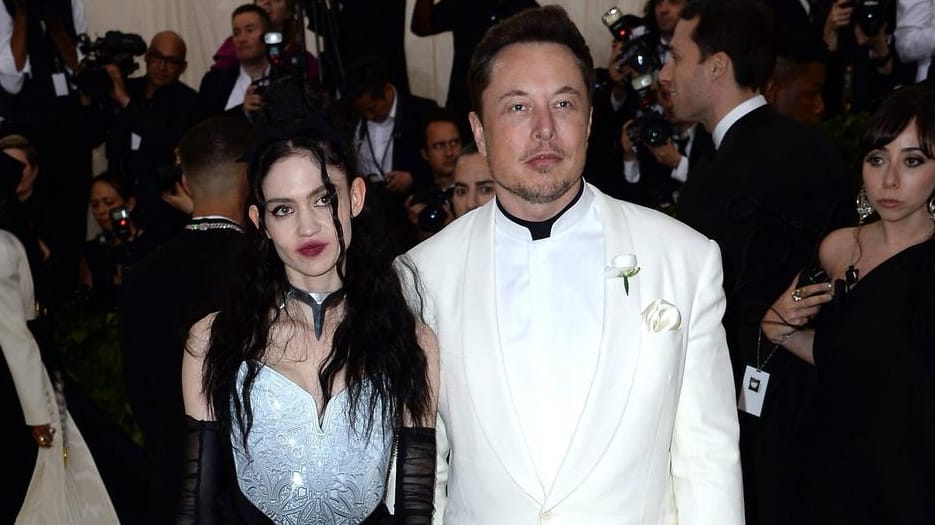 Grimes und Elon Musk: Die beiden sind erstmals gemeinsam Eltern geworden.