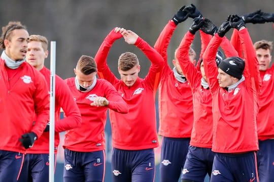 Dürfen das Mannschaftstraining wieder aufnehmen: Die Spielr von RB Leipzig.