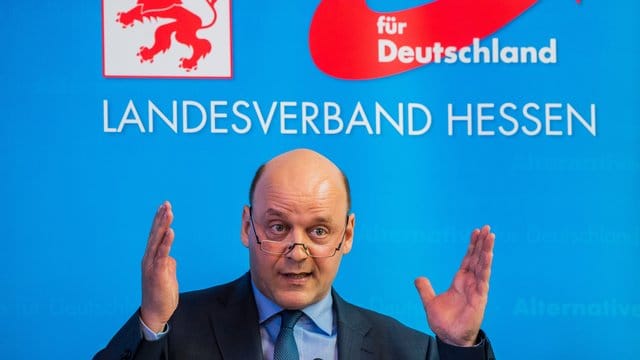 Der Hessische AfD-Sprecher Robert Lambrou (AfD): Er berief sich in einer Erklärung auf die Unvereinbarkeitsliste der Partei.