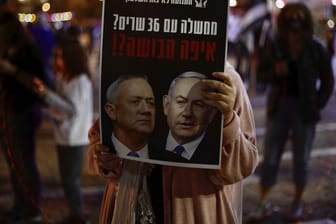 Protest gegen die neue Regierungskoalition unter Benny Gantz und Benjamin Netanjahu in Tel Aviv.