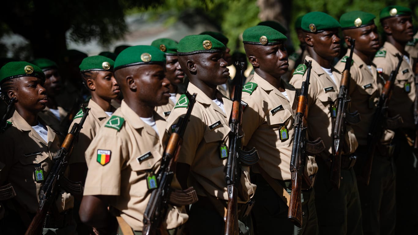 Soldaten der malischen Streitkräfte im Ausbildungszentrum der EU-Ausbildungsmission (Archivbild): Das Bundeskabinett plant, den Einsatz im westafrikanischen Land Mali deutlich auszuweiten.