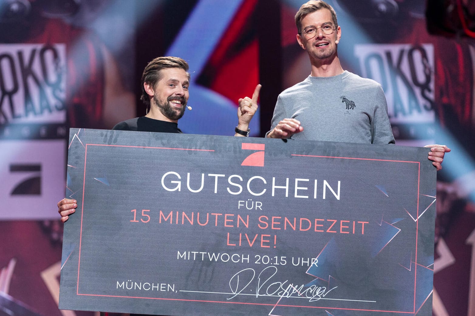 Klaas Heufer-Umlauf und Joko Winterscheidt: Die beiden dürfen ihren Gewinn von 15 Minuten Live-Sendezeit einlösen.