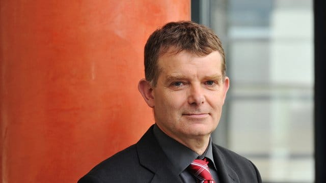 Warnt vor möglichen Folgeschäden für Sportler bei einer Infektion mit dem Coronavirus: Der Kölner Sportmediziner Wilhelm Bloch. Warnt vor möglichen Folgeschäden für Sportler bei einer Infektion mit dem Coronavirus: Der Kölner Sportmediziner Wilhelm Bloch.