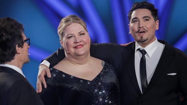 Ilka Bessin mit dem Profitänzer Erich Klann (r) in der RTL-Tanzshow "Let's Dance". Ilka Bessin mit dem Profitänzer Erich Klann (r) in der RTL-Tanzshow "Let's Dance".