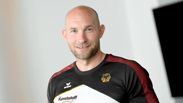 "Fußball ist nicht Nabel der Welt": Ronny Rauhe kritisiert die Fußball-Sonderrolle. "Fußball ist nicht Nabel der Welt": Ronny Rauhe kritisiert die Fußball-Sonderrolle.