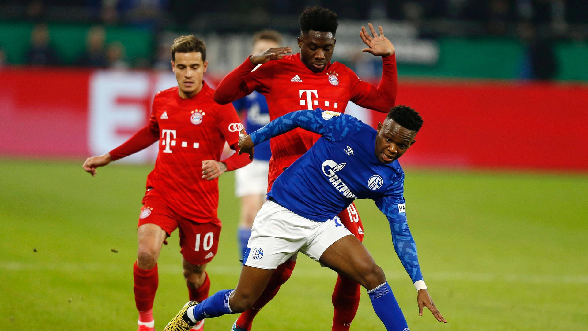 Bundesliga: Am 15. Mai soll der Ball wieder rollen.