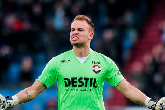 Stand von 2014 bis 2017 beim FC Schalke 05 unter Vertrag: Timon Wellenreuther, Torwart bei Willem II Tilburg.