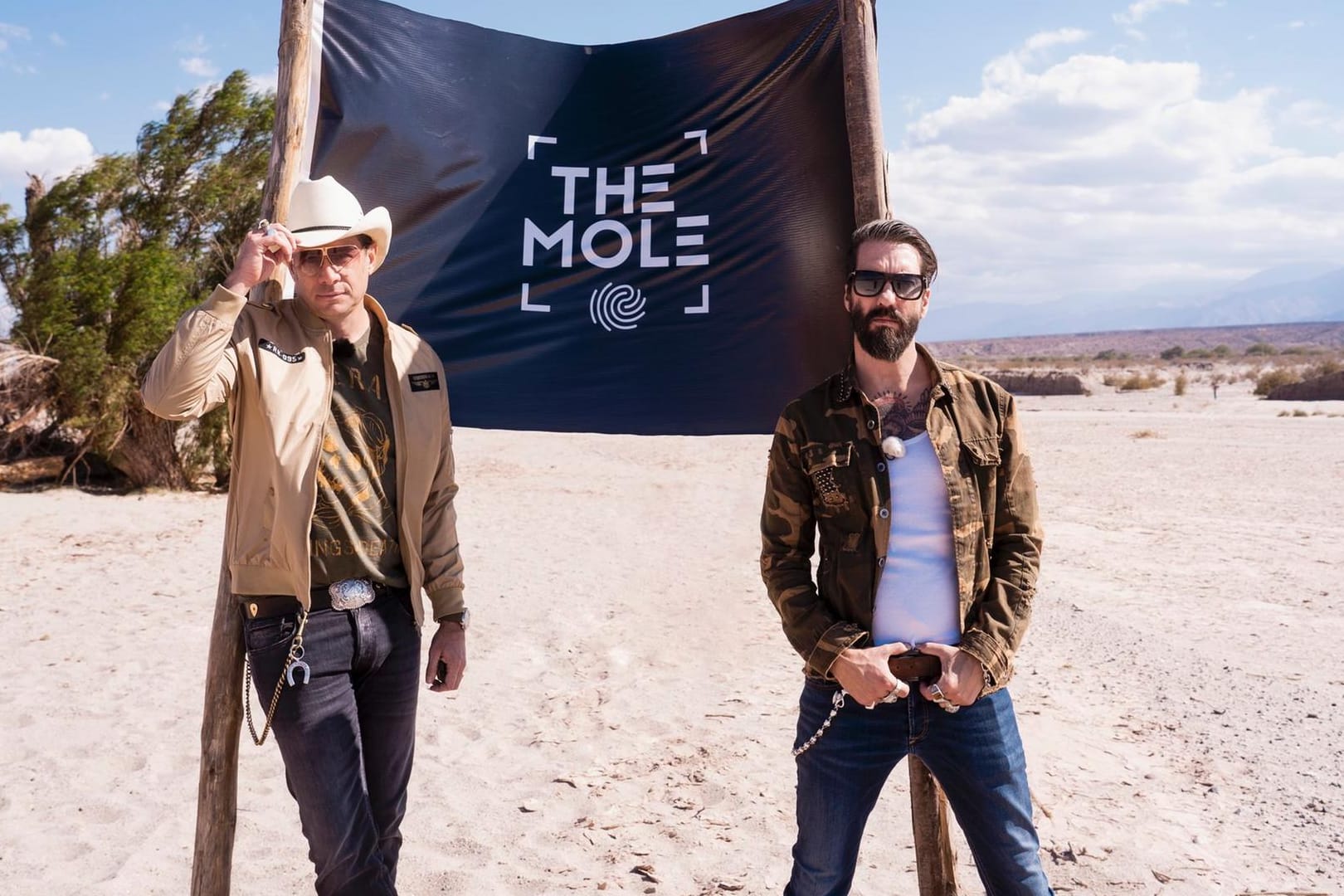"The Mole": Das Musiker-Duo The BossHoss moderiert die Neuauflage der Abenteuershow "Der Maulwurf".