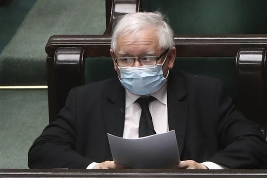 PiS-Chef Jaroslaw Kaczynski will die geplante Präsidentenwahl verschieben.