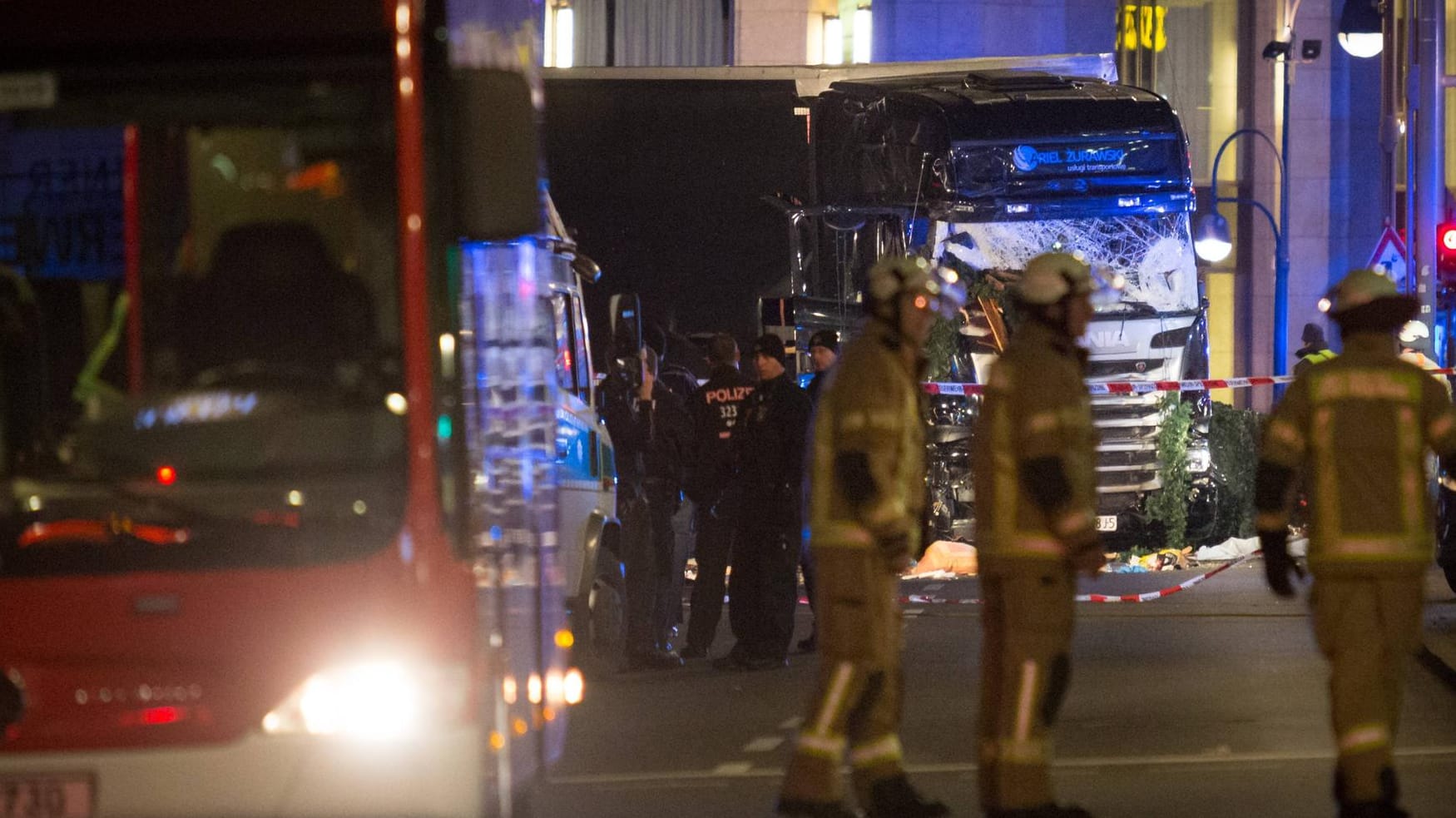 Bei einem Anschlag mit einem LKW kamen im Dezember 2016 mehrere Menschen ums Leben: Was wussten die Sicherheitsbehörden? (Archivfoto)