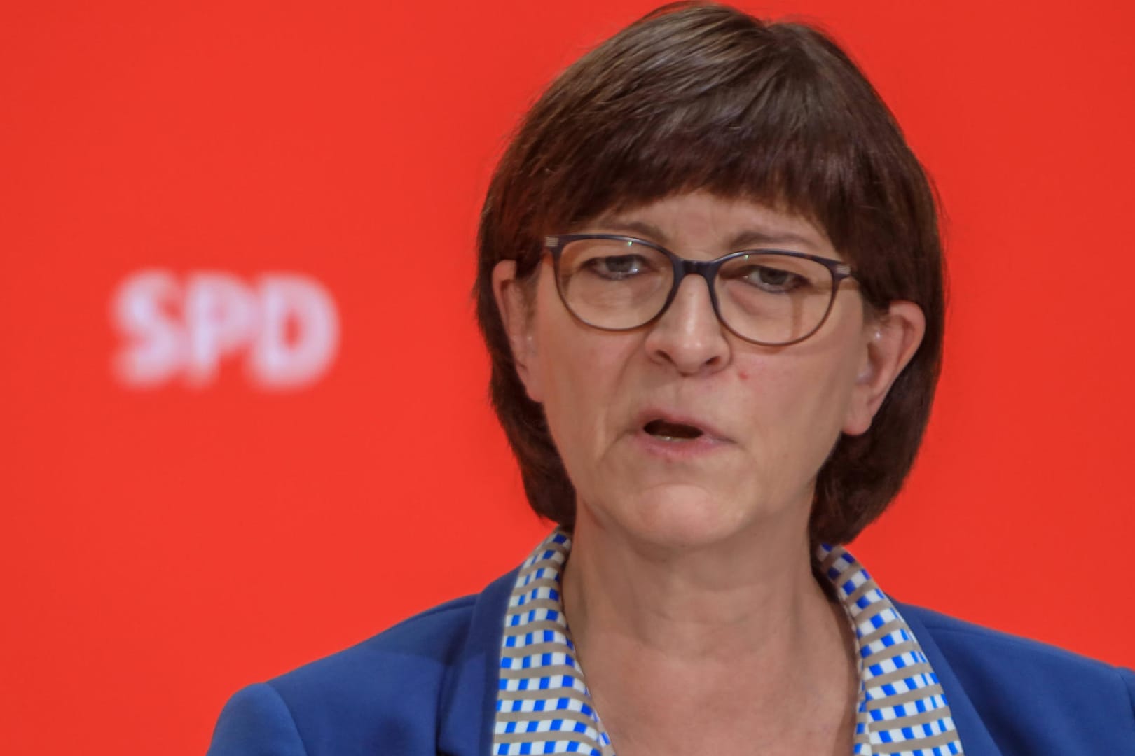 Saskia Esken: Die SPD-Chefin kritisiert Alexander Gaulands Aussagen zum 8. Mai scharf.