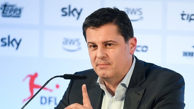 Christian Seifert, Geschäftsführer der DFL GmbH und Sprecher des Präsidiums des DFL e. Christian Seifert, Geschäftsführer der DFL GmbH und Sprecher des Präsidiums des DFL e.