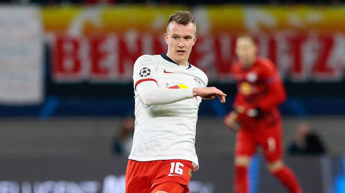 Lukas Klostermann: Der Nationalspieler bleibt RB Leipzig weiter erhalten. Lukas Klostermann: Der Nationalspieler bleibt RB Leipzig weiter erhalten.