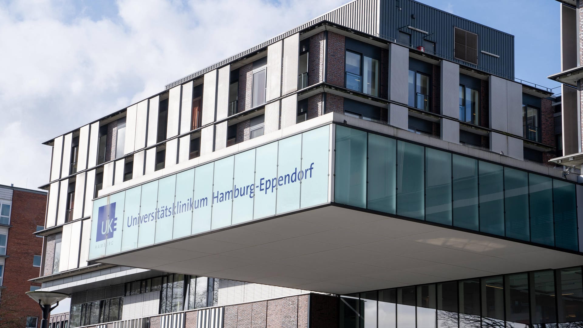 Universitätsklinikum Hamburg-Eppendorf: Eine Studie des Klinikums deutet darauf hin, dass viele Covid-19-Patienten durch eine Embolie sterben.