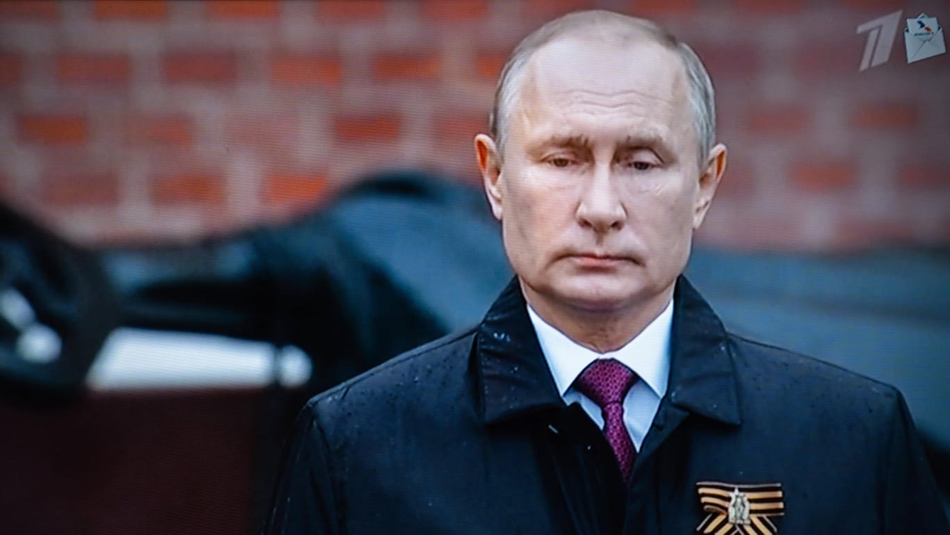 Zweiter Weltkriegsgedenktag: Putin würdigt Opfer in einer Fernsehansprache. I victory during live