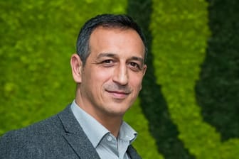 Rachid Azzouzi ist der Sport-Geschäftsführer der SpVgg Greuther Fürth.