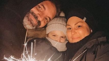 Mia de Vries mit ihrem Mann und ihrem Sohn: Die Bloggerin berührte Hunderttausende Menschen mit ihrer Geschichte. Mia de Vries mit ihrem Mann und ihrem Sohn: Die Bloggerin berührte Hunderttausende Menschen mit ihrer Geschichte.