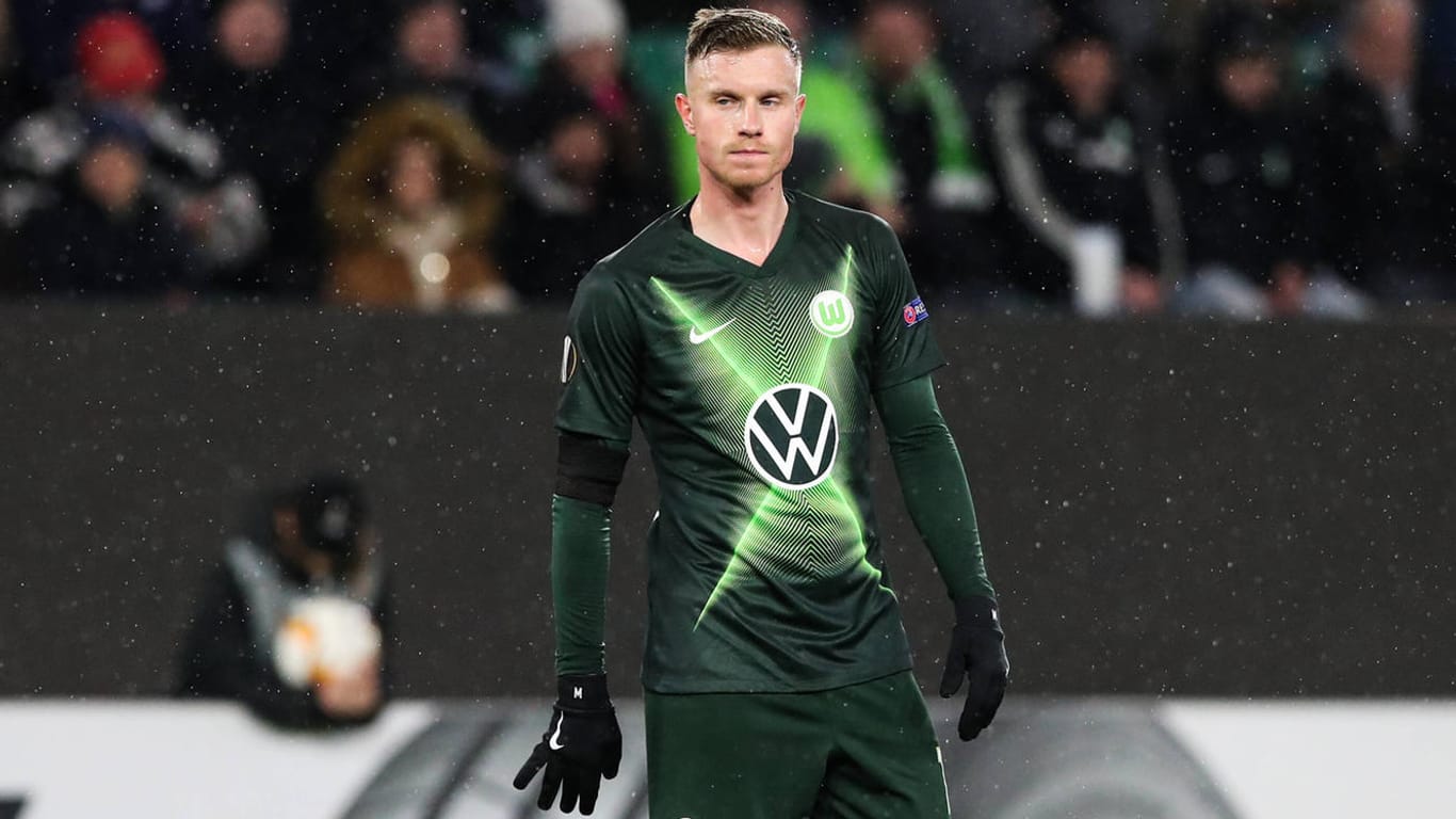 Wolfsburgs Gerhardt während einer Partie im Februar: Wie lange der Mittelfeldspieler nun fehlen wird, ist unklar.