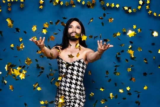 Conchita Wurst, Gewinnerin des Eurovision Song Contest 2014, freut sich auf das Wochenende.