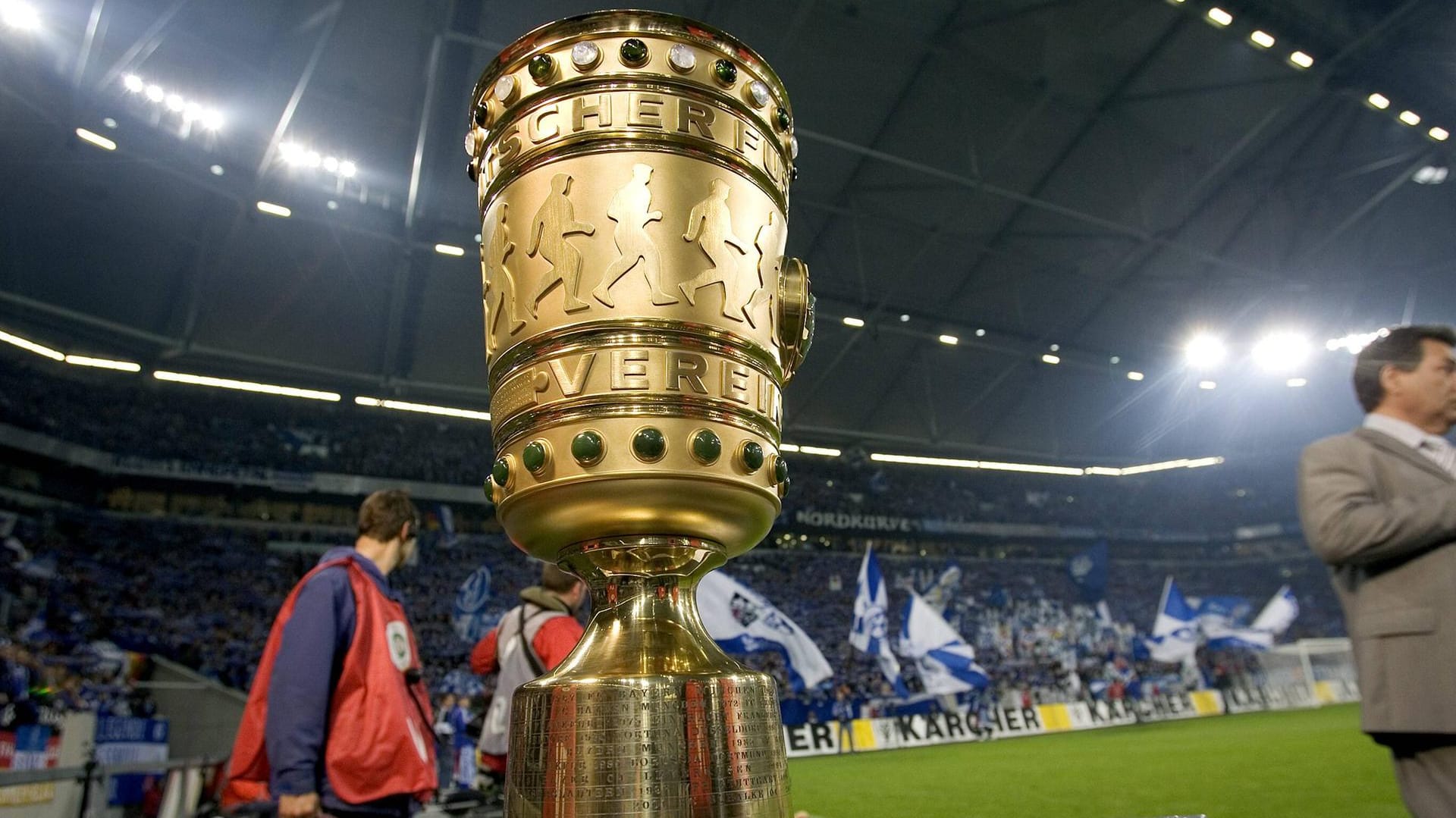 Objekt der Begierde: der DFB-Pokal.