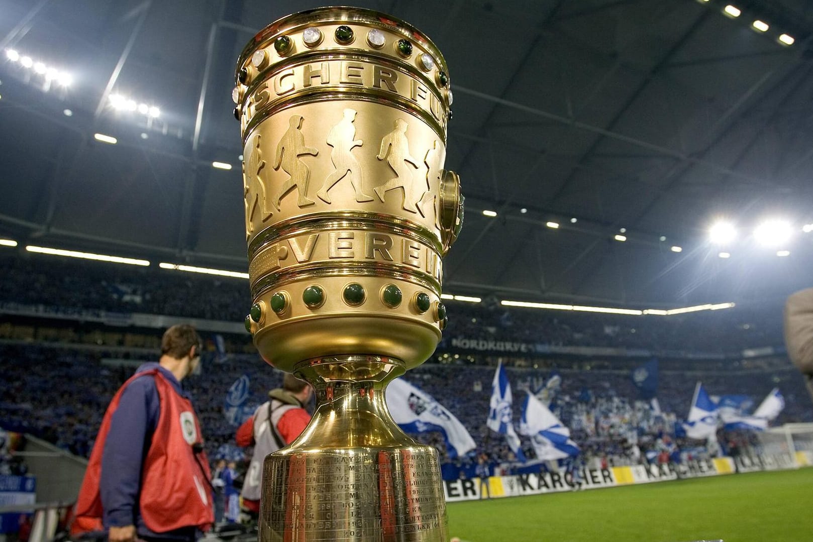 Objekt der Begierde: der DFB-Pokal.