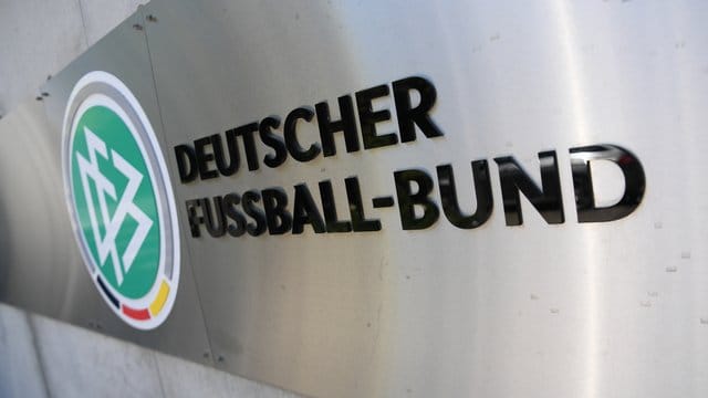 Der Deutsche Fußball-Bund hat den Rahmen für die Fortsetzung von 3. Der Deutsche Fußball-Bund hat den Rahmen für die Fortsetzung von 3.