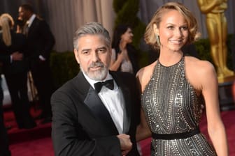 Februar 2013: Hier waren George Clooney und Stacy Keibler noch ein Paar – sieben Jahre später ist die Schauspielerin dreifache Mutter.