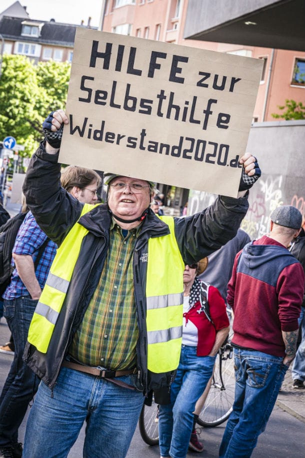 Demonstrant auf der sogenannten Hygiene-Demo in Berlin.