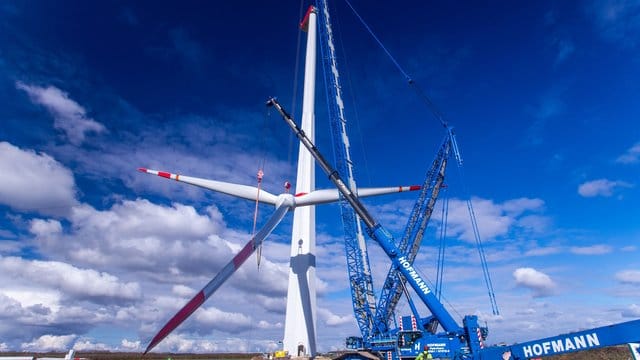 Kommunen sollen mehr vom Windkraft-Ausbau profitieren.