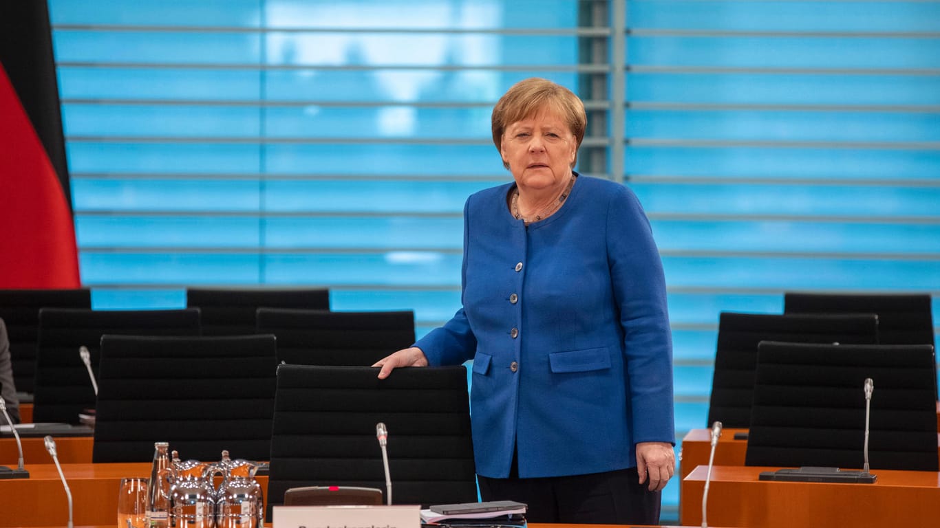 Bundeskanzlerin Angela Merkel im Kanzleramt: Die Bundesregierung stößt bei den Bürgern auf so viel Zustimmung wie lange nicht mehr.