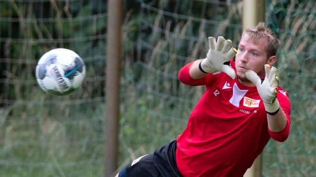 Torhüter Jakob Busk wechselte im Januar 2016 vom FC Kopenhagen zu Union Berlin. Torhüter Jakob Busk wechselte im Januar 2016 vom FC Kopenhagen zu Union Berlin.